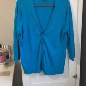 GAP sweater NWOT